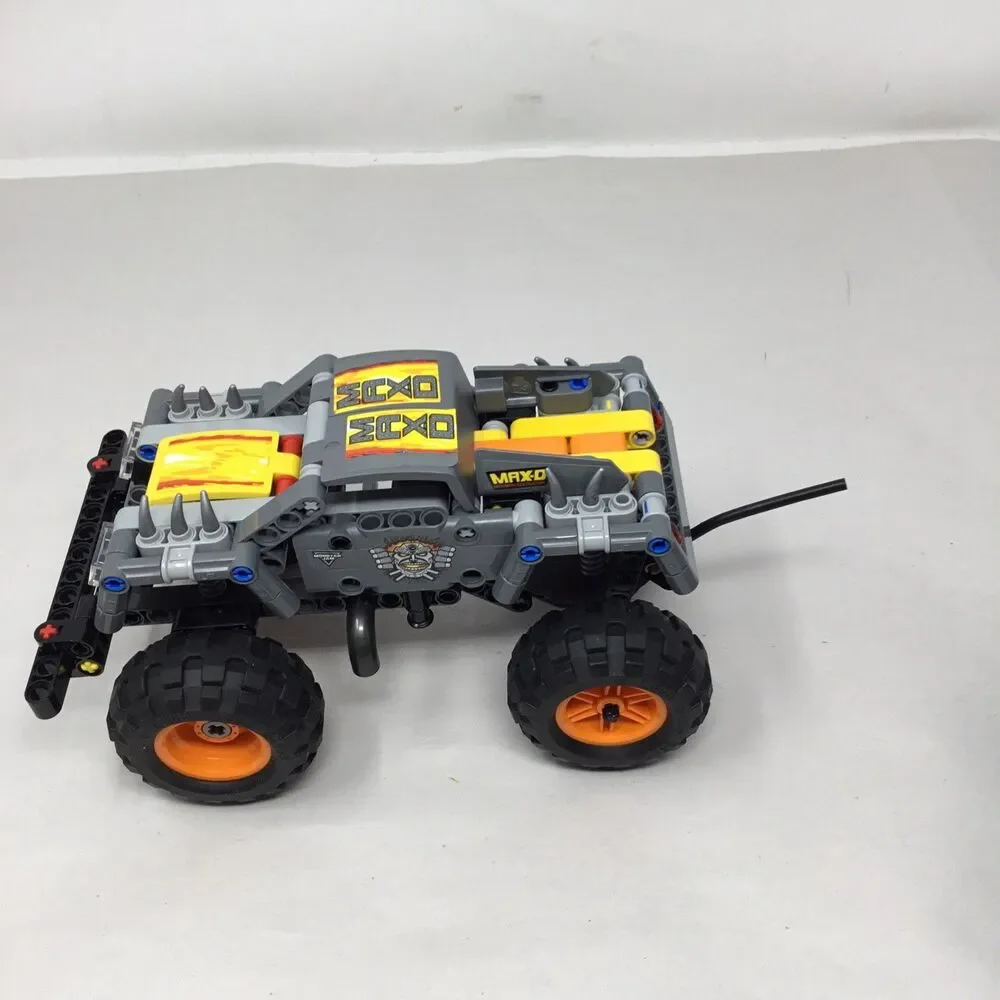 Lego Technic Monster Jam El Toro Loco, Gravedigger, Max-D Lot of 3